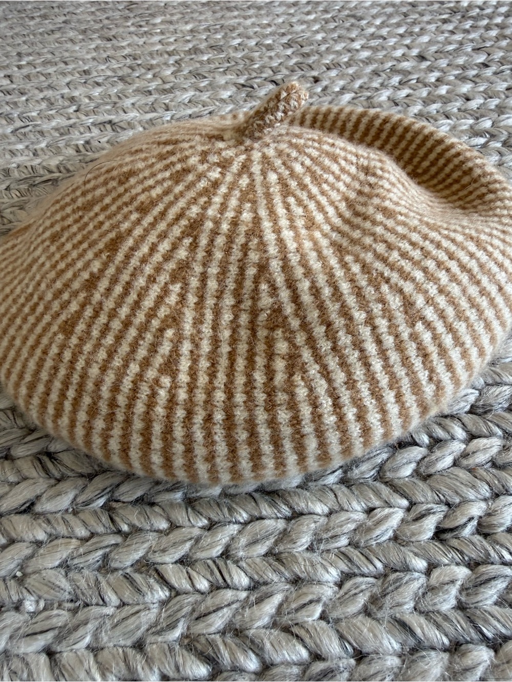 Women’s Adjustable Wool Striped Knit Beret in Beige and Cream